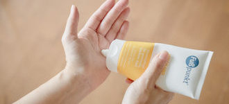 足ほぐしと高保湿クリーム